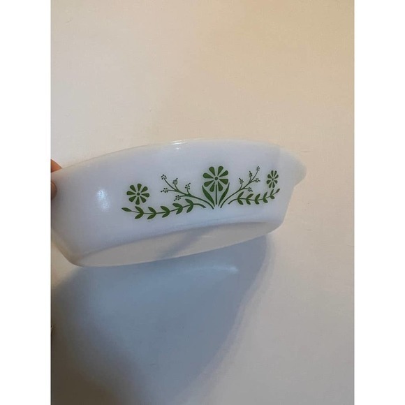 MILK Glass Baking Dish Green Daisy Pattern by Glasbake - Picture 2 of 7